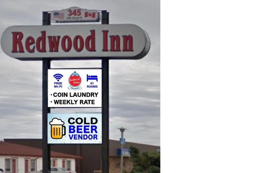 Redwood Motor Inn Brandon Bagian luar foto